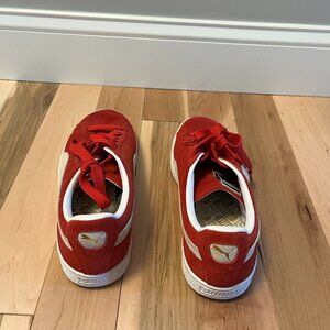 Men's Puma Red Suede Sneakers, size 10.5
